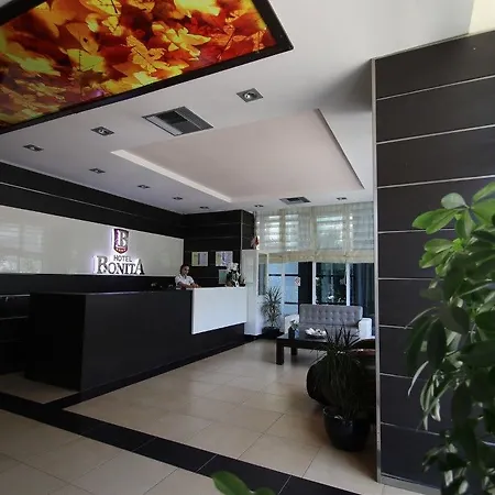 מלון Bonita Kryemëdhej